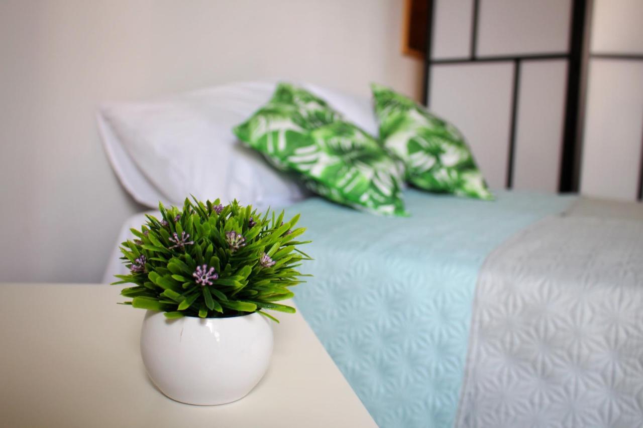 Cozy Poolside Apartment Paphos Buitenkant foto